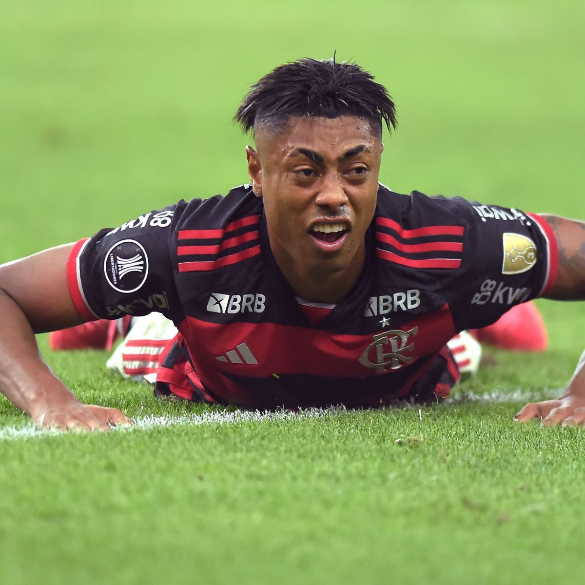 Presidente do STJD explica por que caso de Bruno Henrique, do Flamengo, foi arquivado no passado e comenta possibilidade de suspensão