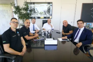 Ibaneis enviará à União proposta de reajuste para policiais penais