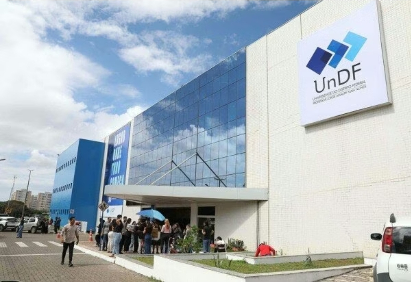 UnDF inaugura campus em Ceilândia; alunos criticam mudança de campus